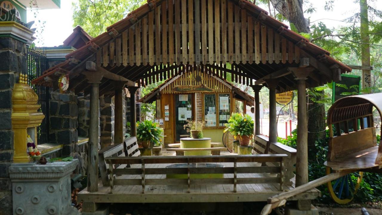 Green'S Guest House Auroville Dış mekan fotoğraf