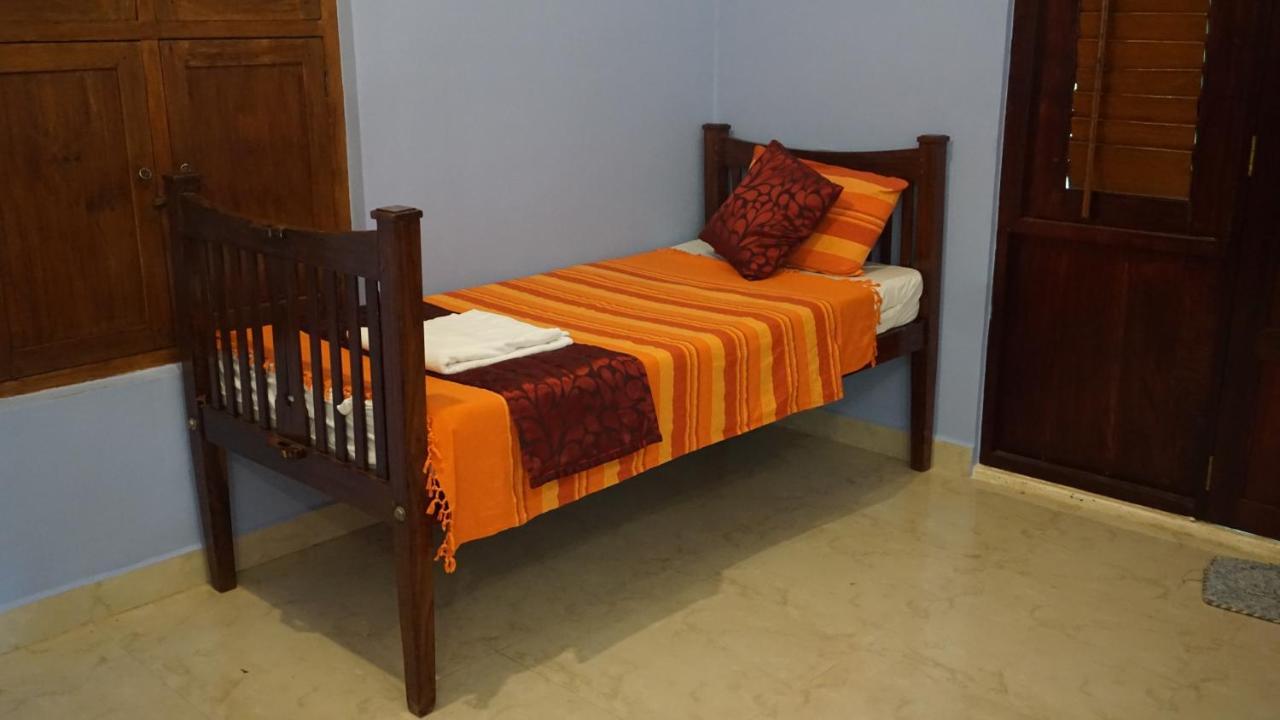 Green'S Guest House Auroville Dış mekan fotoğraf