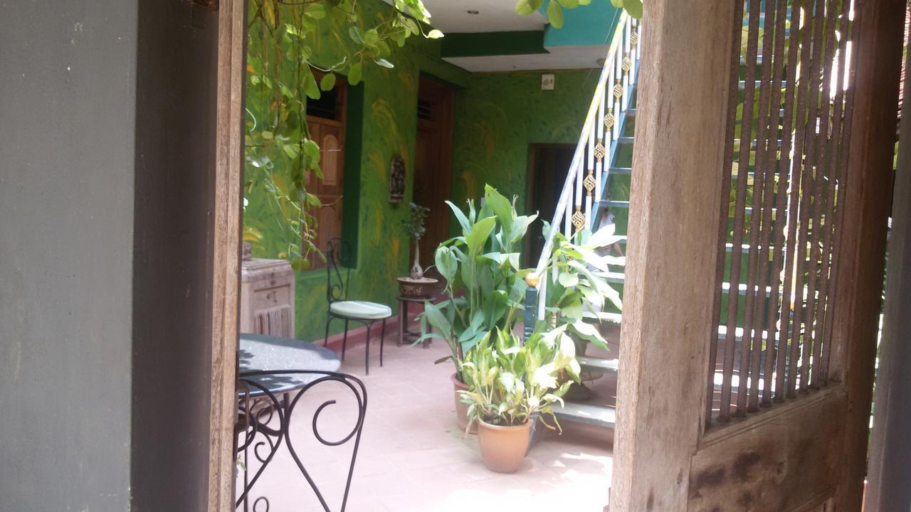 Green'S Guest House Auroville Dış mekan fotoğraf